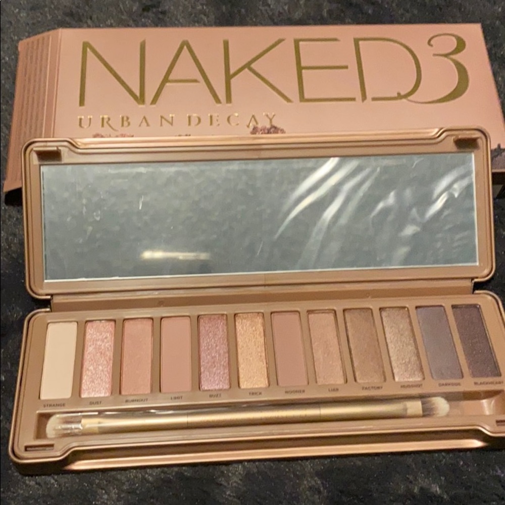 Naked 3 palette brand new